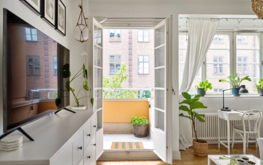 Functionele overgangen: hoe je woonkamer en balkon één geheel worden